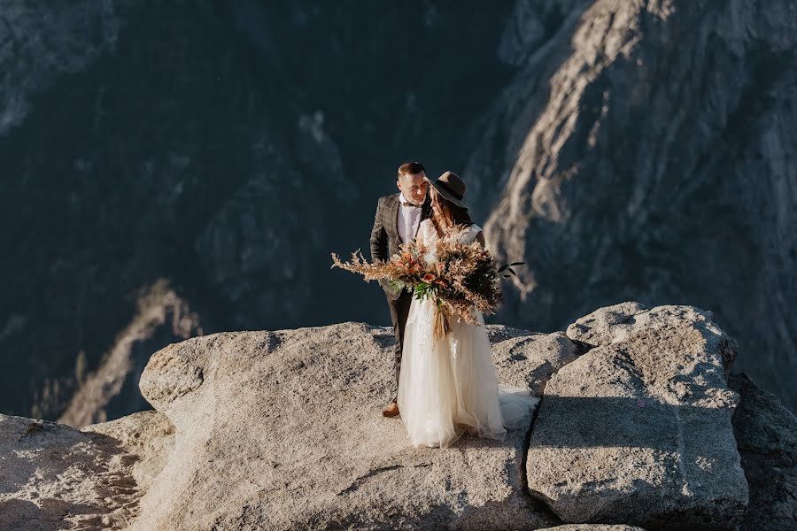 Fotógrafo de casamento Oksana Pastushak (kspast). Foto de 14 de abril 2019