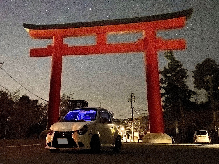 ツインの深夜徘徊・1人撮影会・南宮大社に関するカスタム事例の投稿画像2枚目