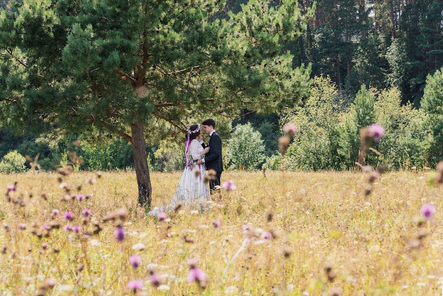 Fotografo di matrimoni Anna Fedorova (annarozzo). Foto del 10 ottobre 2018