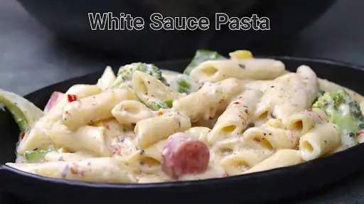 White Sauce Pasta