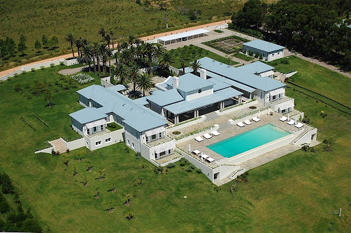Farmhouse with pool 5
