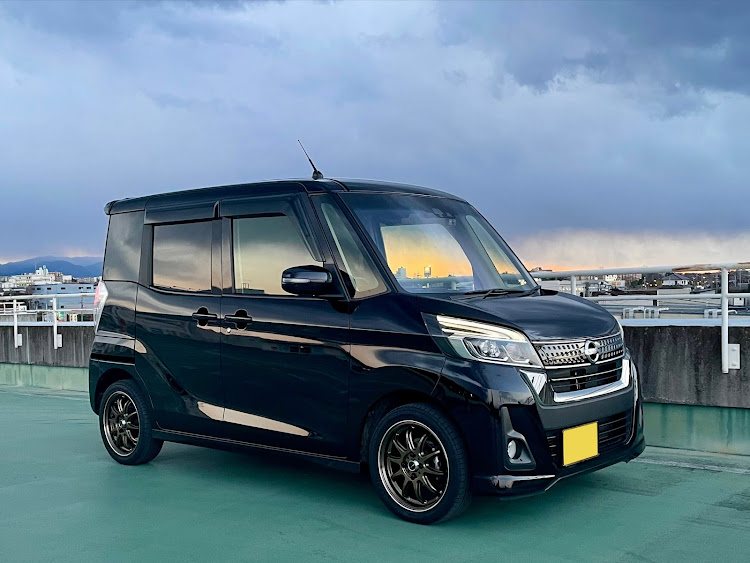デイズルークスの屋上・夕暮れ・屋上盛り・車写活に関するカスタム事例の投稿画像1枚目