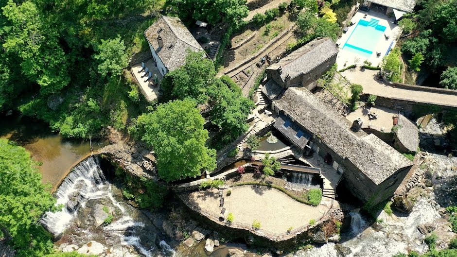 Vente moulin 10 pièces 423 m² à Coupiac (12550), 1 050 000 €