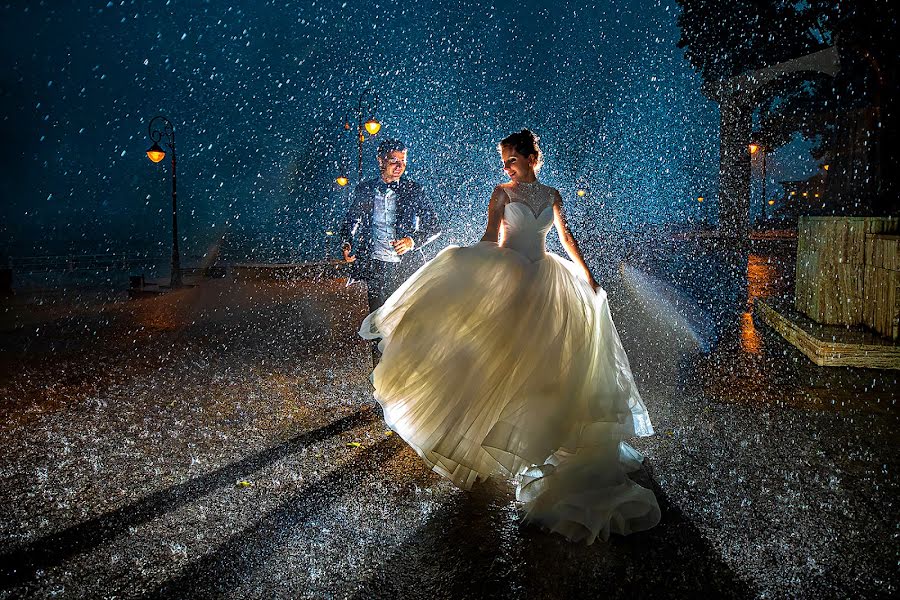 Fotógrafo de casamento Daniel Dumbrava (dumbrava). Foto de 8 de julho 2020