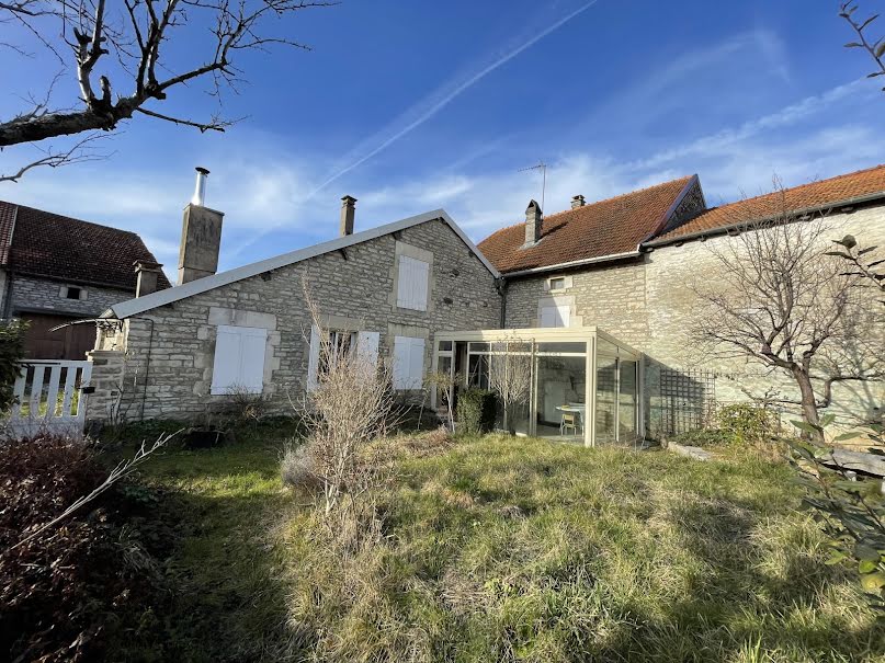 Vente maison 6 pièces 175 m² à Roches-Bettaincourt (52270), 127 000 €