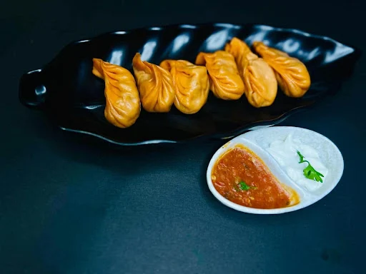 Mutton Steamed Momos [8 Pieces]