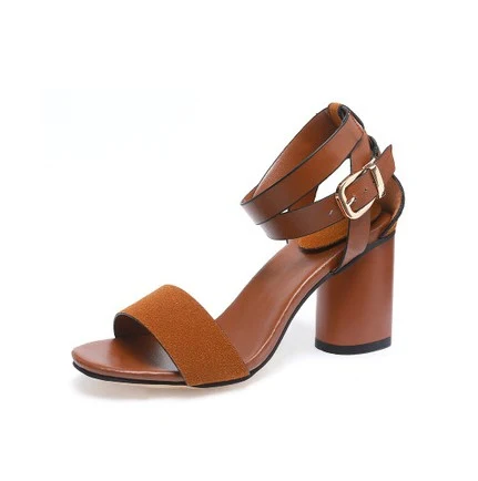 Elegante Damen Römersandalen mit hohem Absatz und Schnalle, europäisch-amerikanisch inspiriert, perfekt für den Alltag.