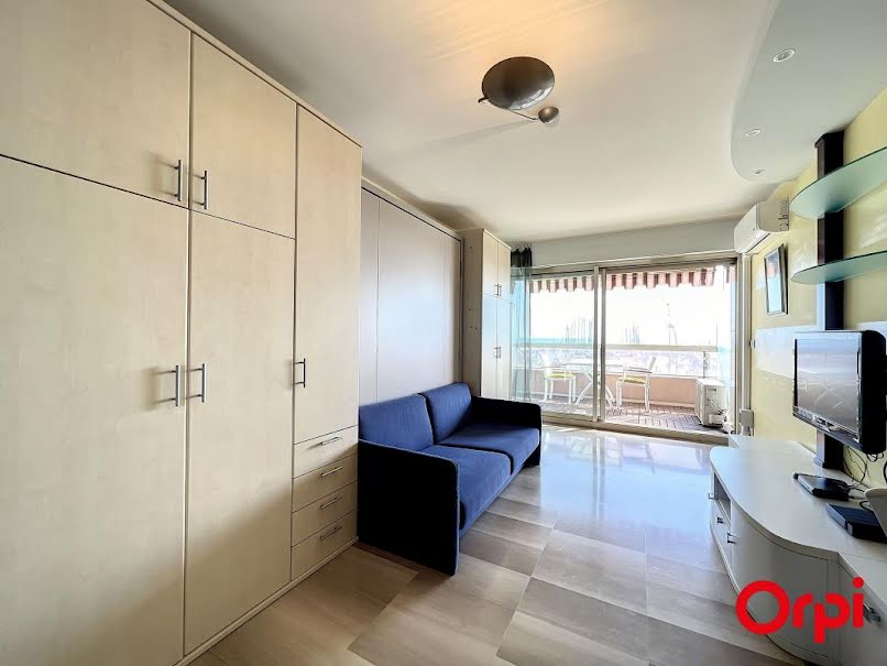 Location  appartement 1 pièce 31 m² à Menton (06500), 780 €