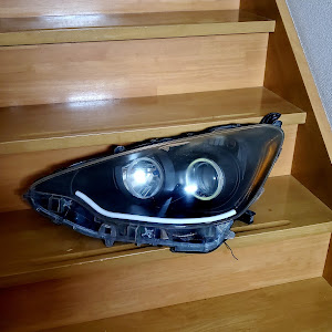 アクア NHP10