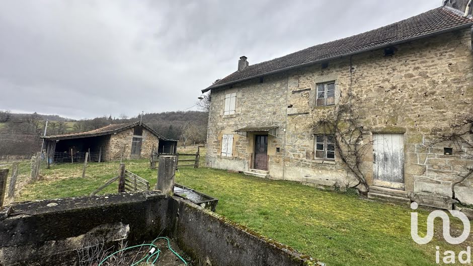 Vente ferme 6 pièces 177 m² à Peyrat-le-Château (87470), 132 800 €