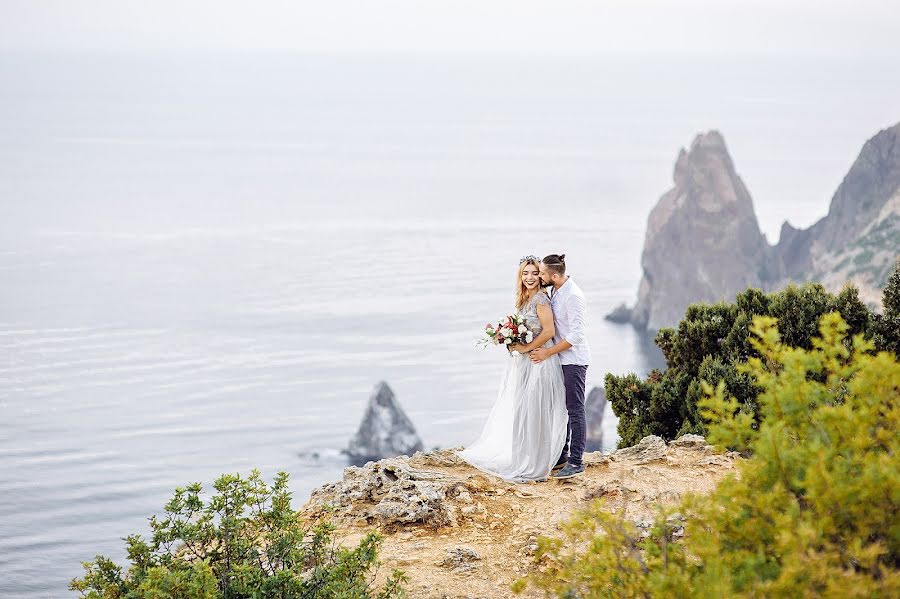 Fotografo di matrimoni Mariya Khoroshavina (vkadre18). Foto del 18 gennaio 2017