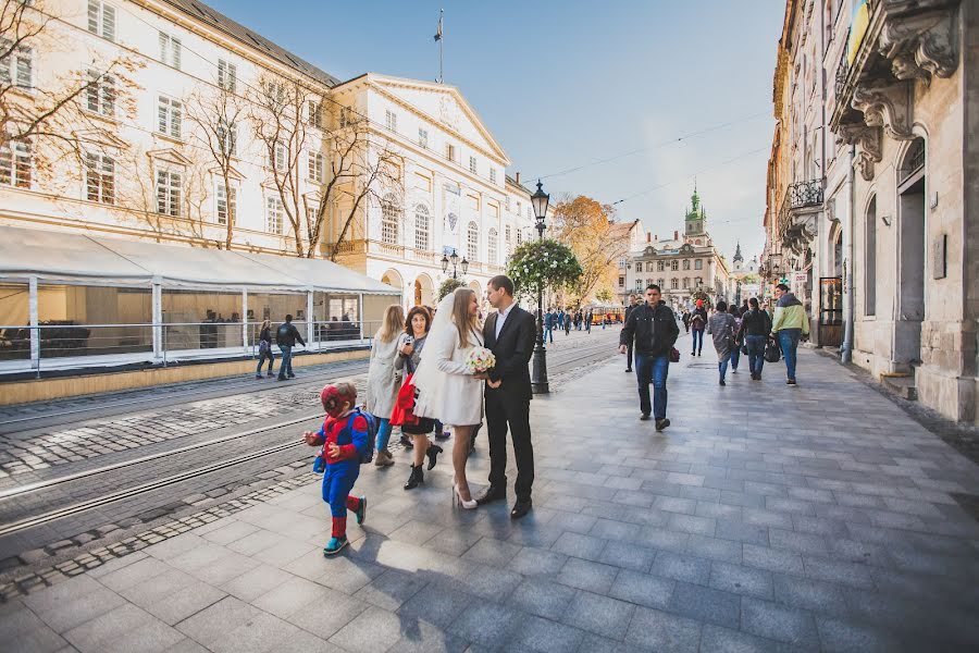 Wedding photographer Snezhana Ignatova (snegamondo). Photo of 13 October 2014