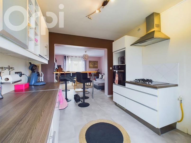 Vente appartement 3 pièces 69 m² à Vierzon (18100), 86 000 €