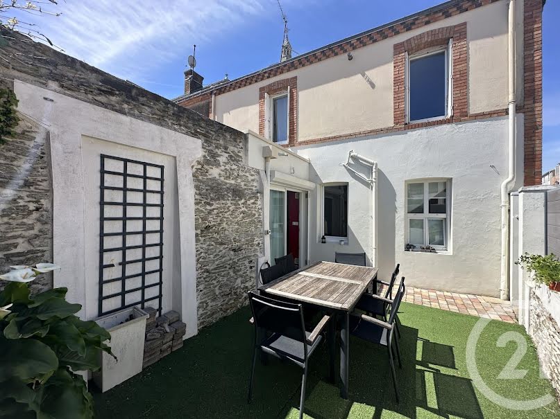 Vente maison 5 pièces 122.6 m² à Saint-Michel-Chef-Chef (44730), 430 500 €