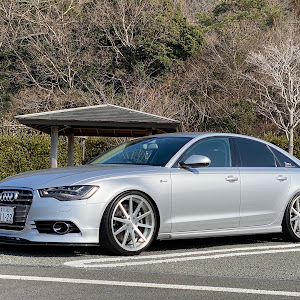 A6 セダン