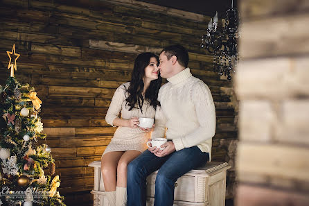 Fotógrafo de casamento Svetlana Shabanova (shabanovasl). Foto de 12 de janeiro 2017