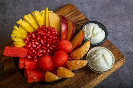 Fruit Platter With Ice Cream