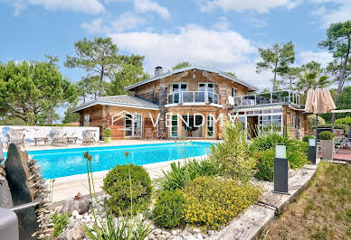 Villa avec piscine et jardin 7