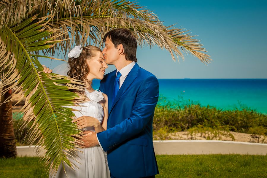 Fotografo di matrimoni Yuliya Smirnova (smartphotography). Foto del 3 giugno 2015