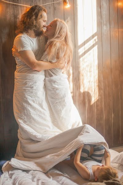 Wedding photographer Katerina Podsolnechnaya (podsolnechnaya). Photo of 28 December 2015