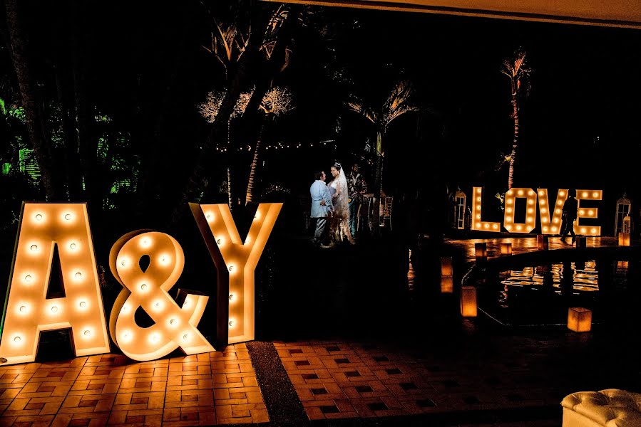 Fotógrafo de casamento Gabo Ochoa (gaboymafe). Foto de 5 de julho 2015