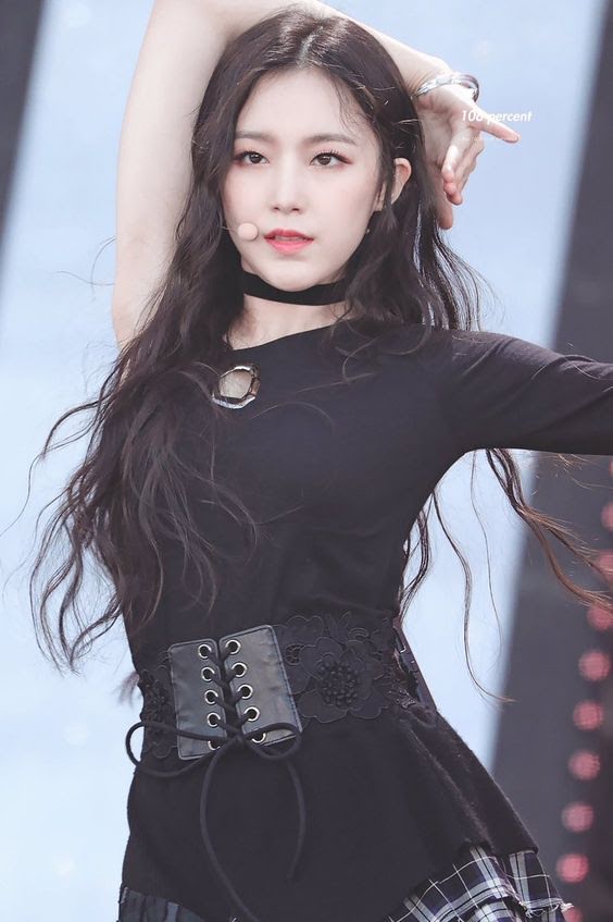 10+ Times (G)I-DLE’s Shuhua Slayed In The Most Gorgeous Stage Outfits ...