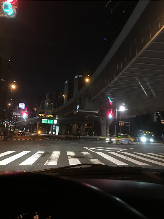 911 クーペの996カレラ・コックピット・緊張感・高揚感・首都高　渋谷入り口に関するカスタム事例の投稿画像2枚目