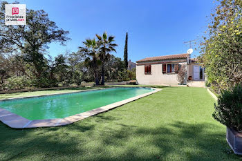 maison à Roquebrune-sur-Argens (83)