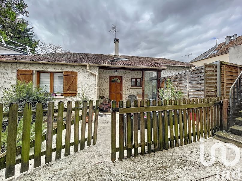 Vente maison 3 pièces 68 m² à Brie-Comte-Robert (77170), 210 000 €