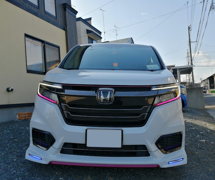 ステップワゴンスパーダの本年もよろしくお願いします・初車検前・雪イラネに関するカスタム事例の投稿画像3枚目
