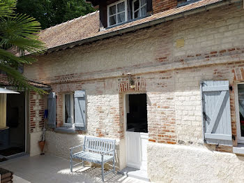 maison à Saint-Etienne-du-Vauvray (27)