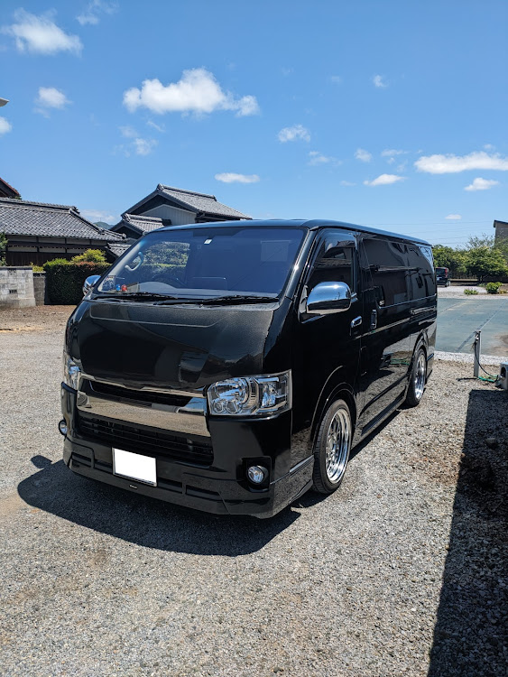 ハイエースバンの5月もよろしくお願いします・ネタがない・エアロほしい・洗車に関するカスタム事例の投稿画像1枚目