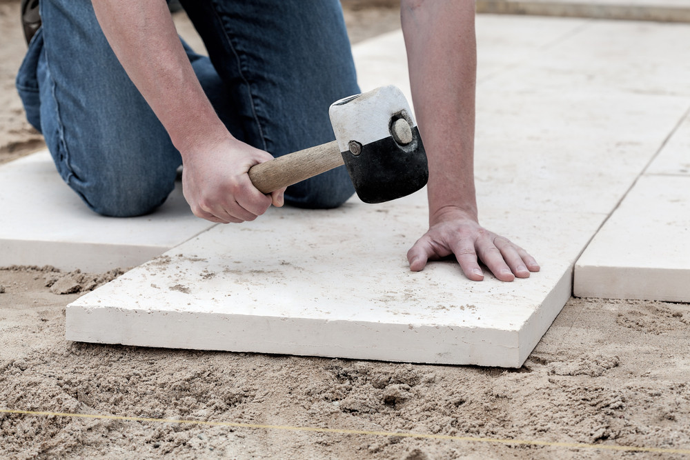 How to lay a shed base using paving slabs