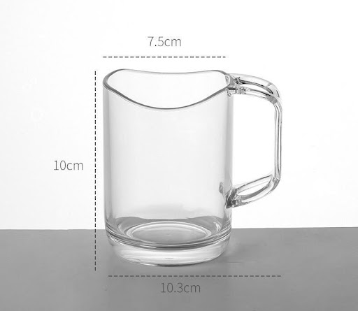Title 1, Transparent plastic toilet cup with a creative ...