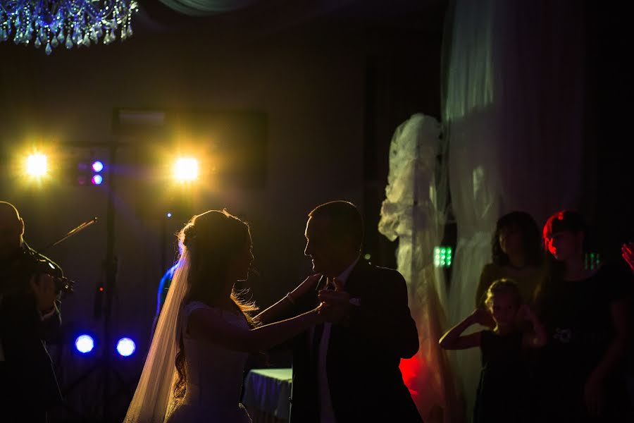 Fotógrafo de casamento Anna Rybalkina (arybalkina). Foto de 16 de janeiro 2017