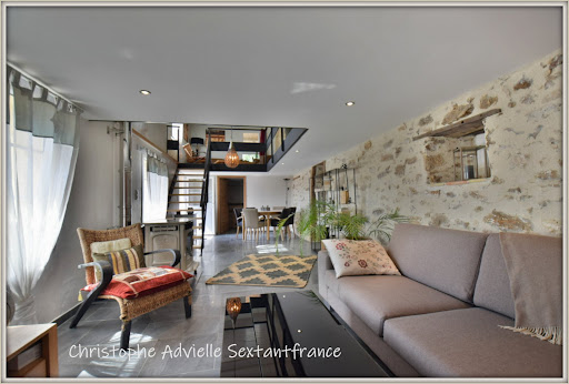 Property with pool 2