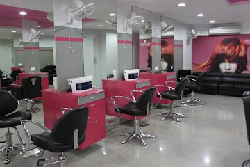 Femina Family Salon & Spa photo 