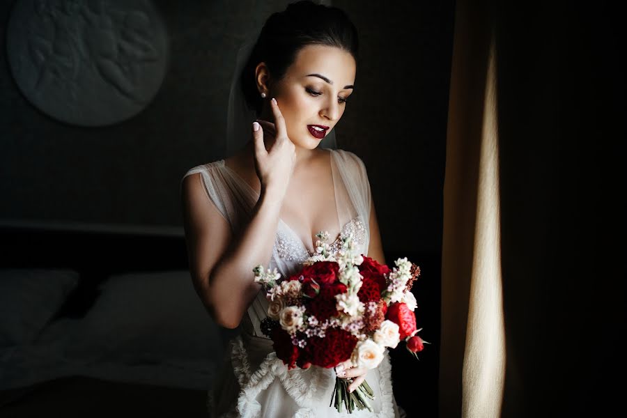 Wedding photographer Dmitriy Shumeev (wedmoment). Photo of 10 October 2018