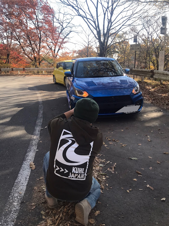 スイフトスポーツのドライブ・秋を感じました🤗・笑ってばかりw・たくさんありがとうに関するカスタム事例の投稿画像6枚目