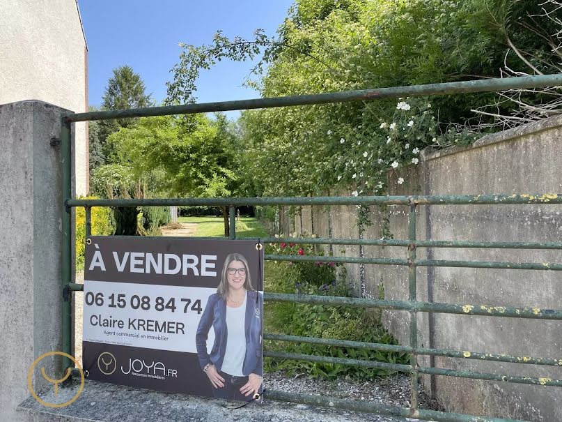 Vente terrain  2084 m² à Romilly-sur-Seine (10100), 79 000 €