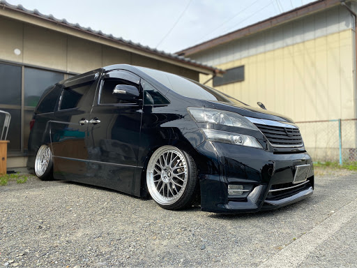 ヴェルファイア Anhwの愛車紹介 Diy 不正改造車取締月間 欲しいものだらけ 何から始めように関するカスタム メンテナンスの投稿画像 車 のカスタム情報はcartune