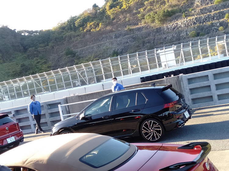 雷電さんが投稿したGRガレージ日進竹の山・スパ西浦に関するカスタム事例の投稿画像10枚目
