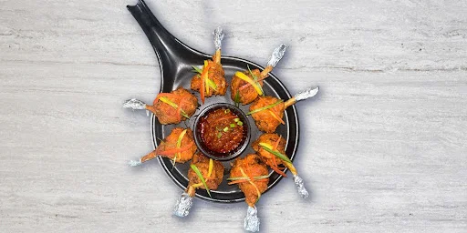 Crunchy Classic Chicken Lollipop with Dips