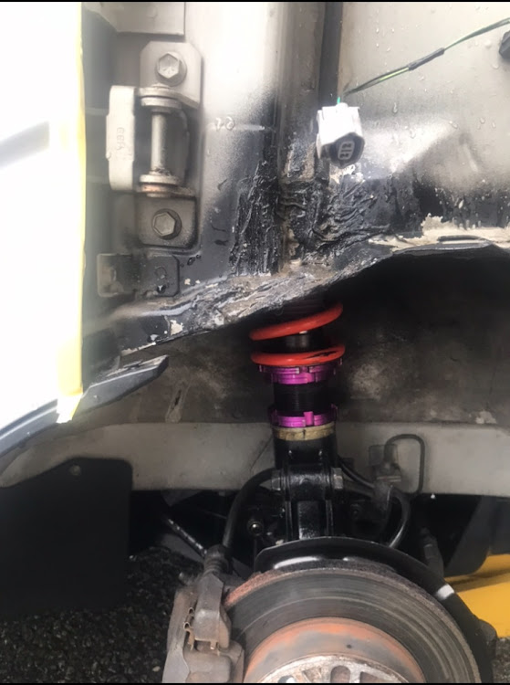 エブリイバンの64v・車高調整・DIY・熱中症に気をつけて!!に関するカスタム事例の投稿画像2枚目