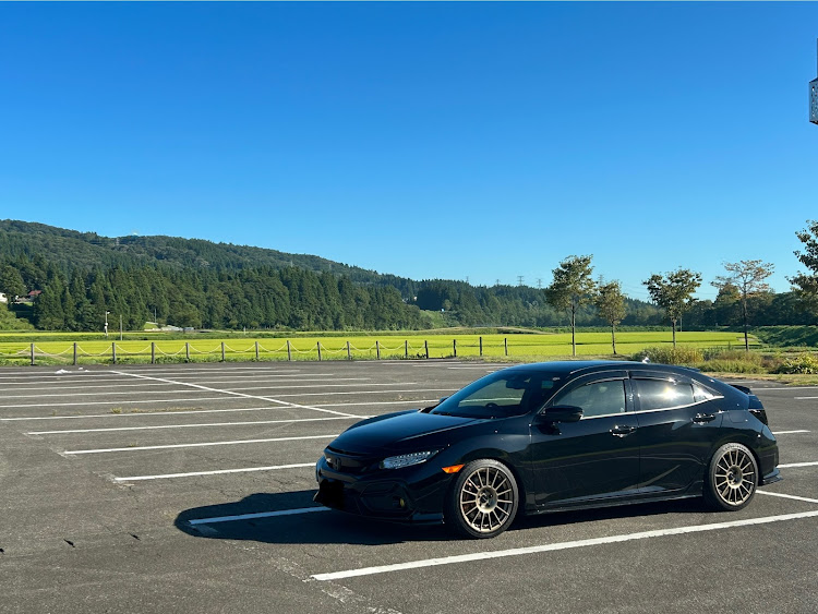 シビックの2023ベストショット8月・FK7・スモークテール・シビックハッチバック・ドライブに関するカスタム事例の投稿画像1枚目