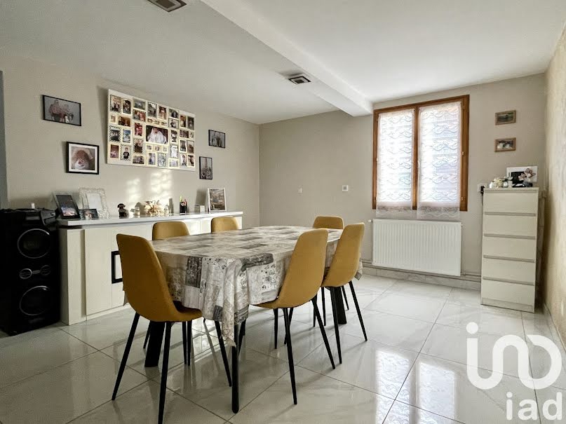 Vente maison 5 pièces 114 m² à Belleuse (80160), 158 000 €