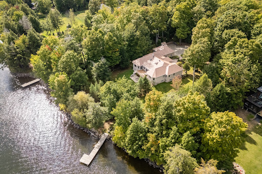 Maison avec terrasse 1