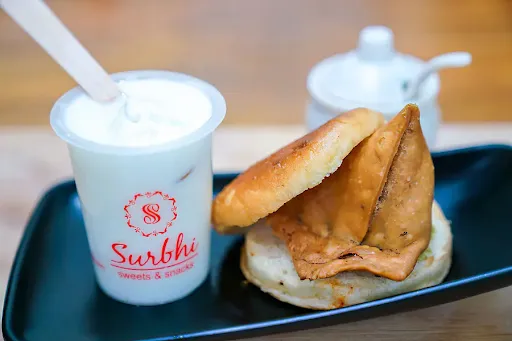 Samosa Pav Lassi Combo'