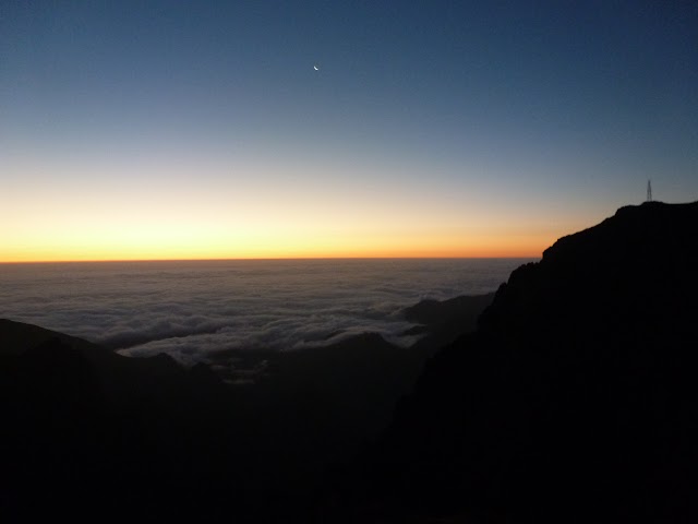 PICO AREEIRO – CURRAL DAS FREIRAS.  MIRADOR DE EIRA DO SERRADO. - MADEIRA, Senderismo por sus Levadas y algo más (1)