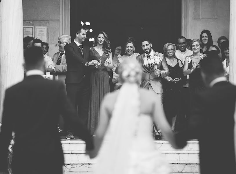 Fotógrafo de casamento Frank Kotsos (fragiskos). Foto de 20 de fevereiro 2018